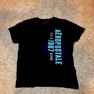 Black Aeropostale Tee Shirt